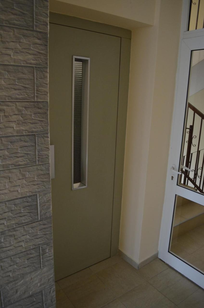 Hotel Kramus Ruse Ngoại thất bức ảnh